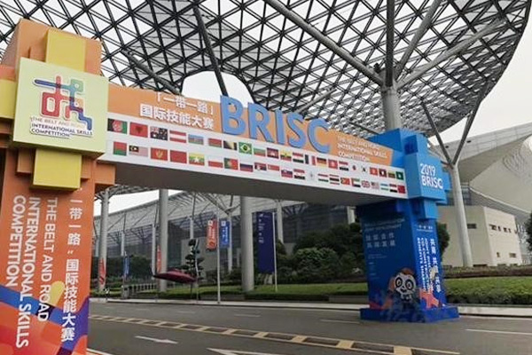 福禄克荣获CAIMRS 2020三项大奖，彰显品牌实力