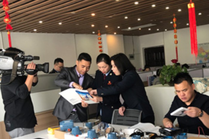 厦门电视台对我公司进行专题采访报道