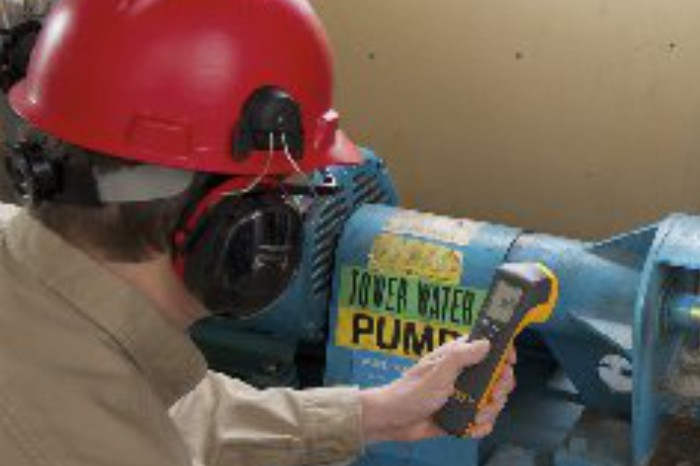 协助用户现场仪表巡检和备品备件管理